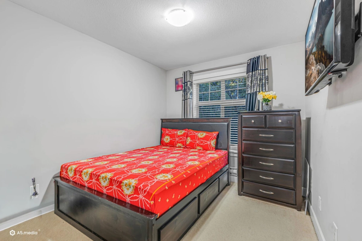 Guest Bathroom Photo of 19 12036 66 Avenue, Surrey, BC