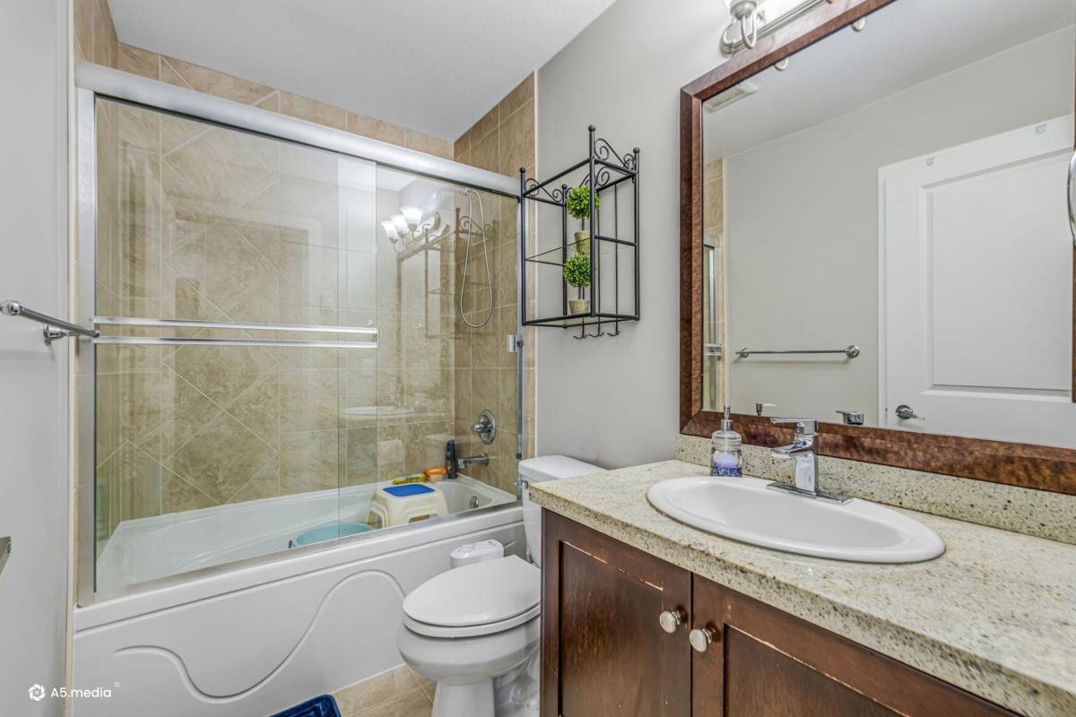 Office / Den Photo of 19 12036 66 Avenue, Surrey, BC