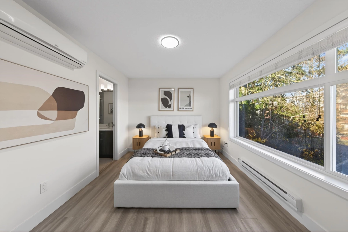 Hallway Photo of 4 9680 Alexandra Road, Richmond, BC