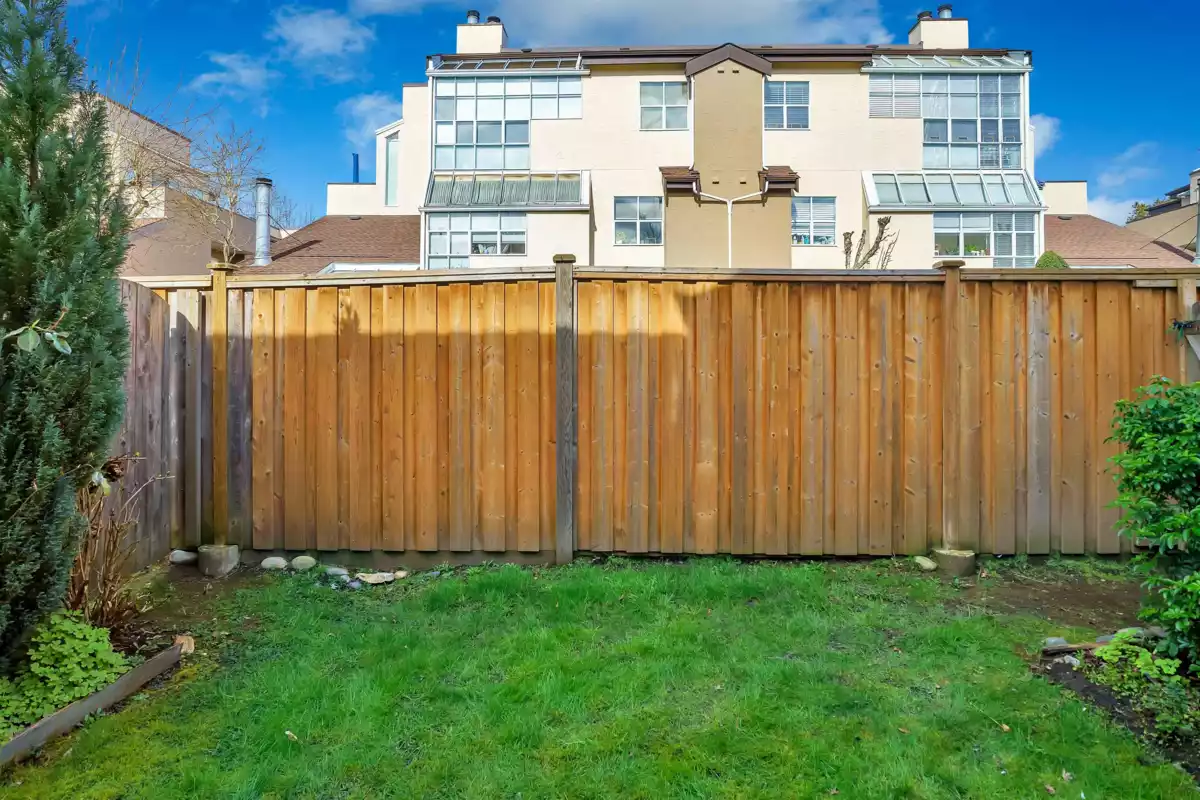 Bedroom 3 Photo of 6 7660 Abercrombie Drive, Richmond, BC