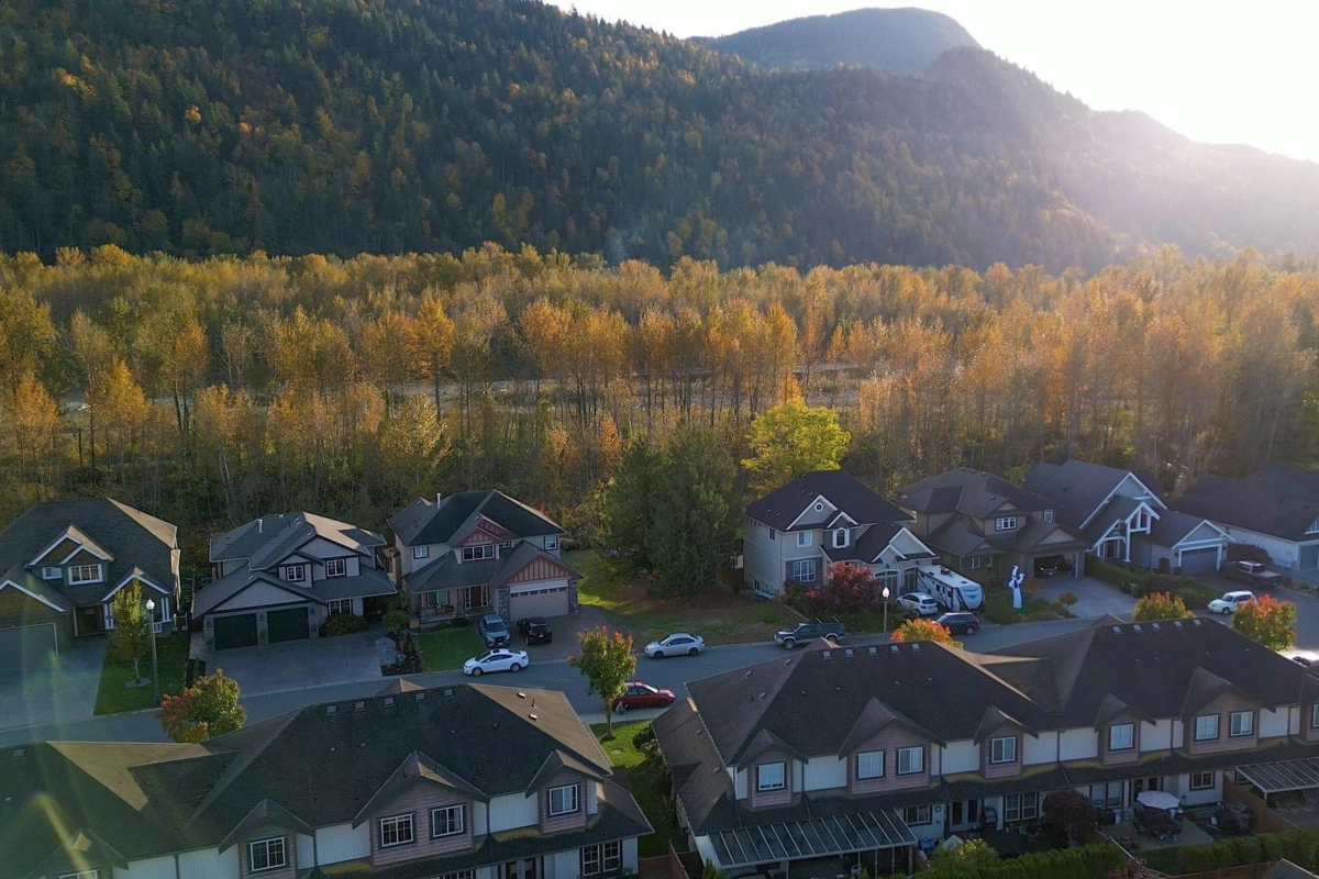Family Room Photo of 44510 Mclaren Drive, Chilliwack, BC