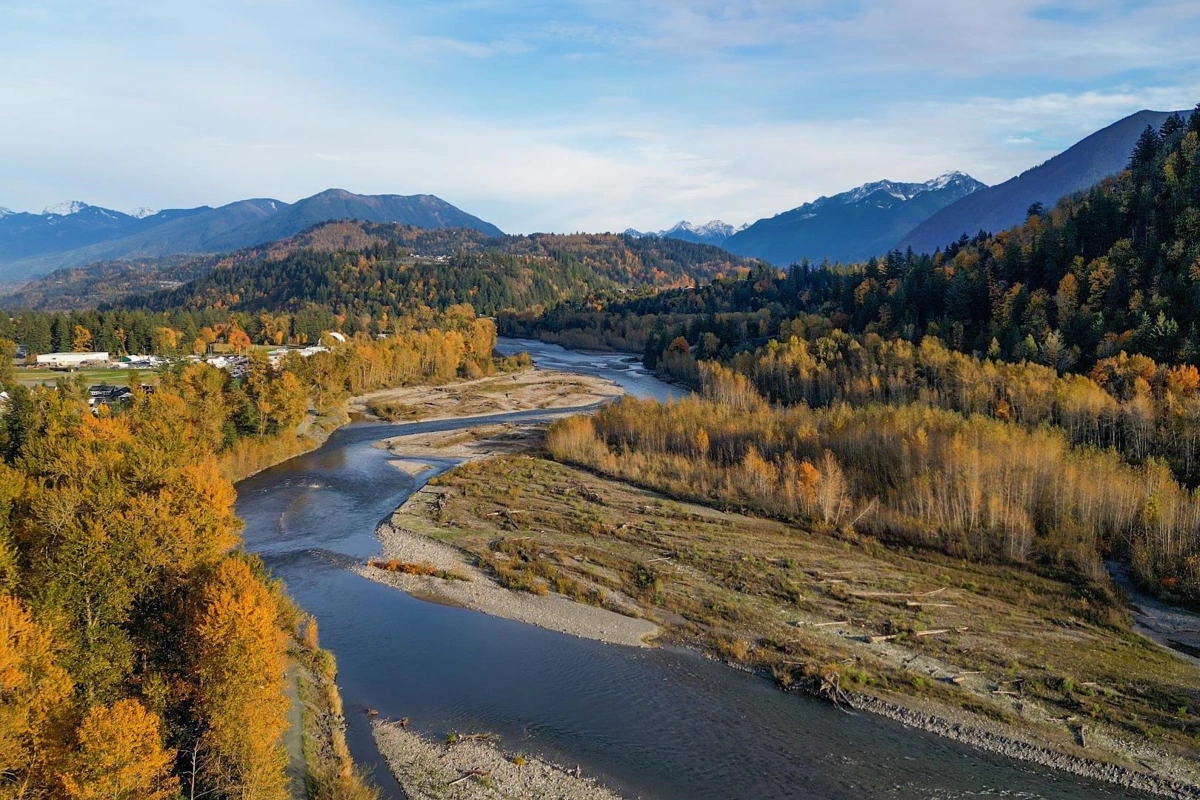 Primary Bedroom Photo of 44510 Mclaren Drive, Chilliwack, BC