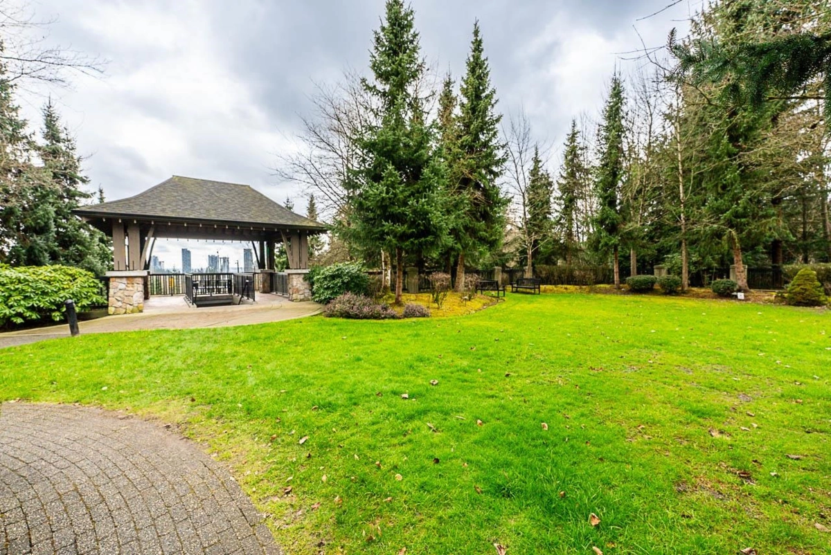 Office / Den Photo of 413 2988 Silver Springs Boulevard, Coquitlam, BC