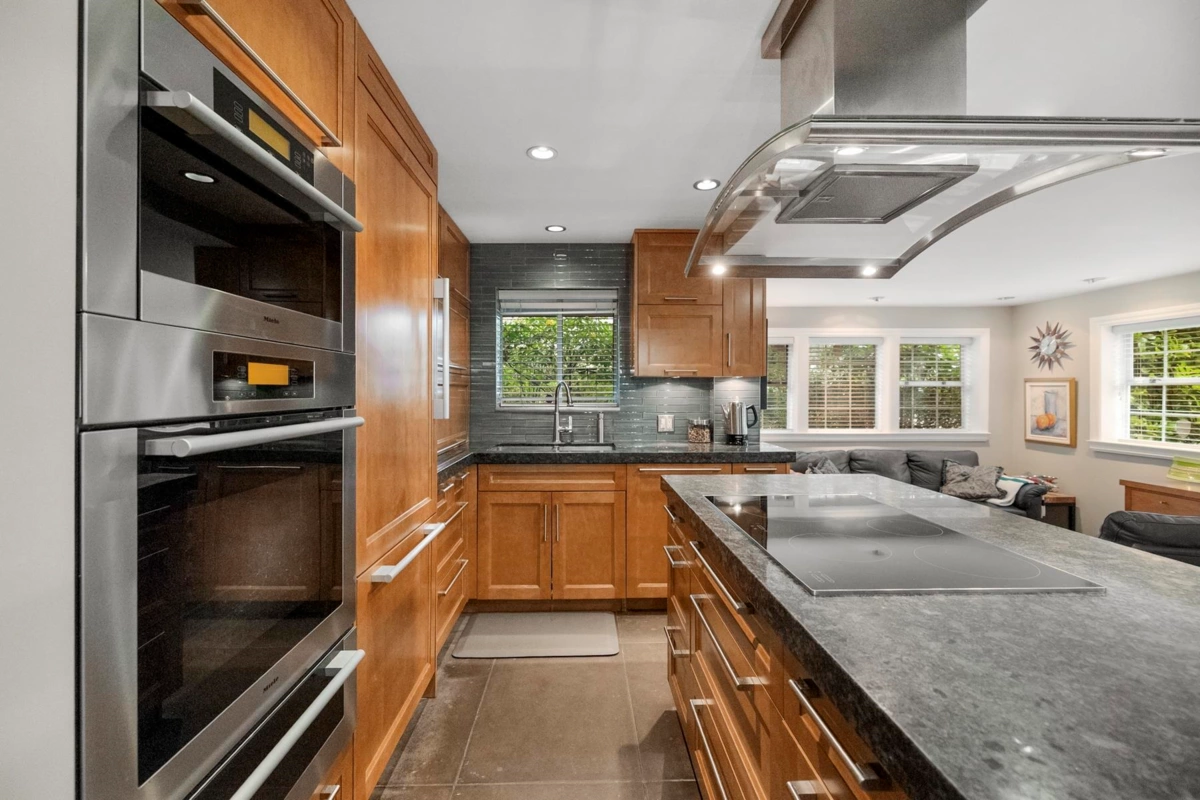 Bedroom 2 Photo of 103 828 Gilford Street, Vancouver, BC