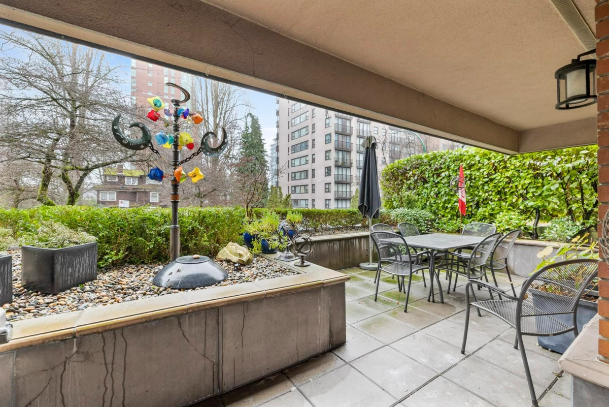 Dining Area Photo of 103 828 Gilford Street, Vancouver, BC