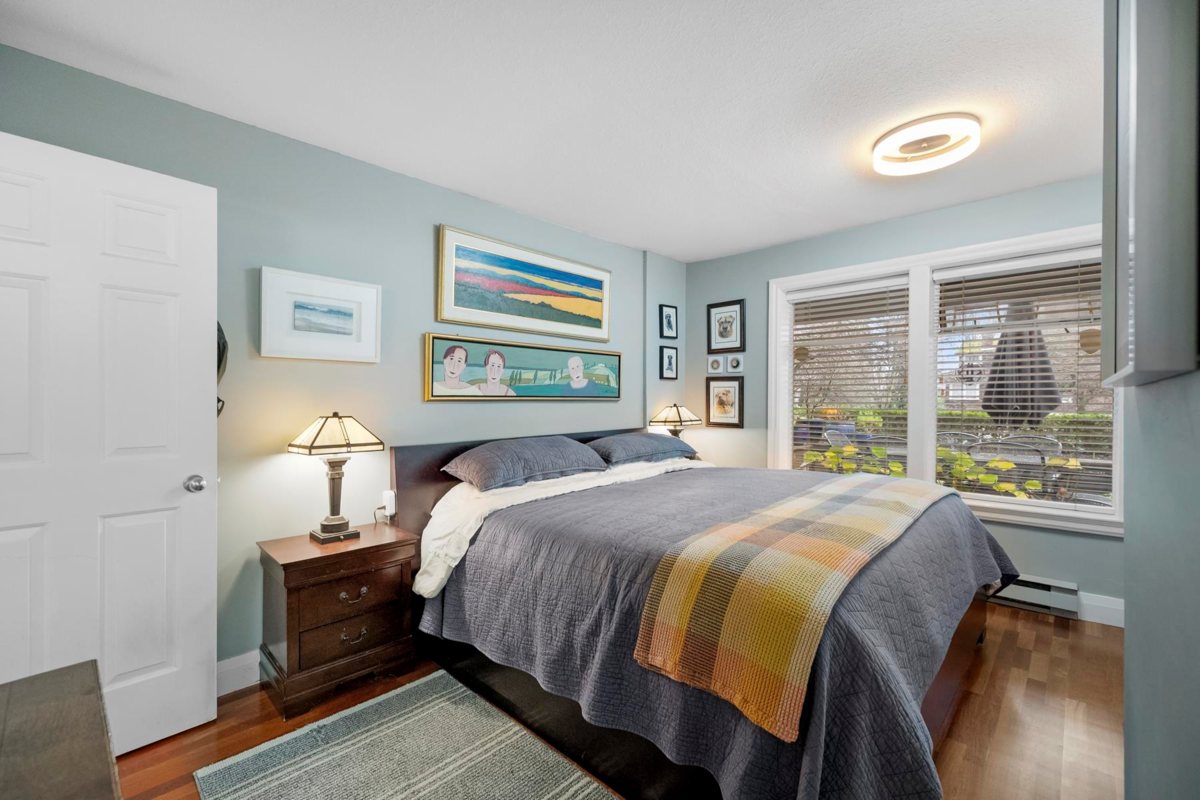 Hallway Photo of 103 828 Gilford Street, Vancouver, BC