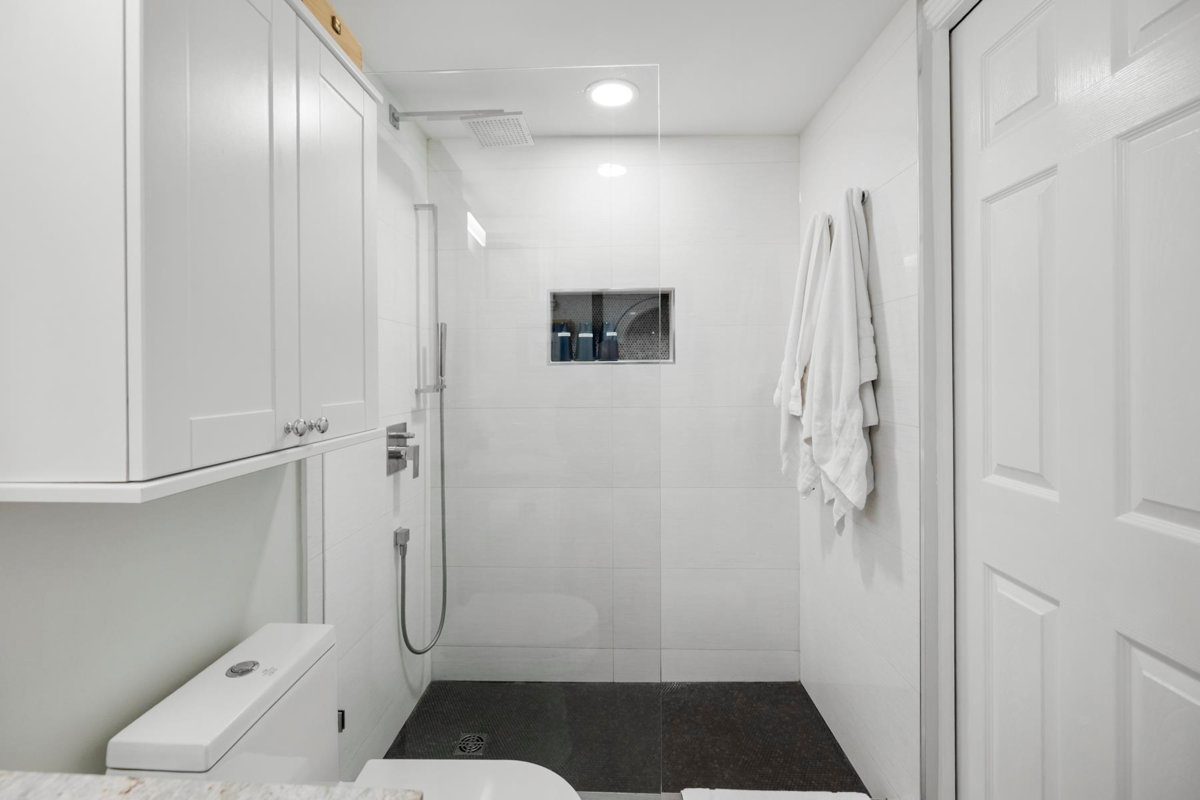 Outdoor Deck Photo of 103 828 Gilford Street, Vancouver, BC