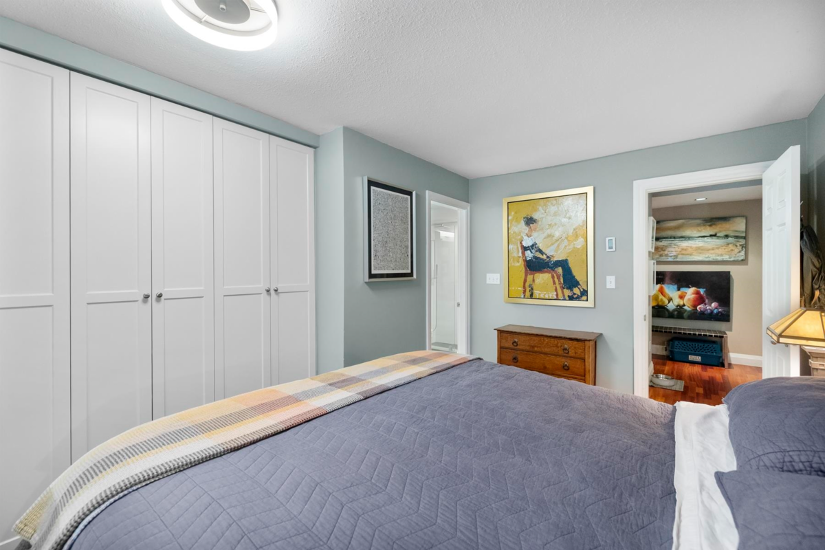 Outdoor Patio Photo of 103 828 Gilford Street, Vancouver, BC