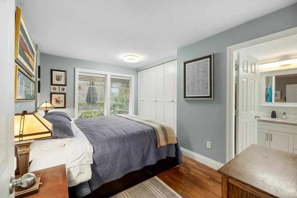 Staircase Photo of 103 828 Gilford Street, Vancouver, BC