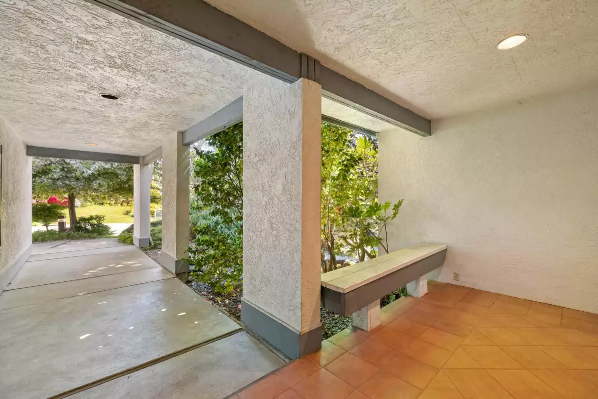 Family Room Photo of 5757 Goldenrod Crescent, Delta, BC