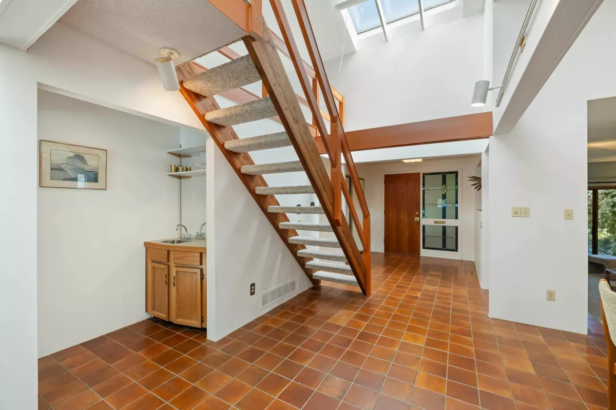 Kitchen Island Photo of 5757 Goldenrod Crescent, Delta, BC