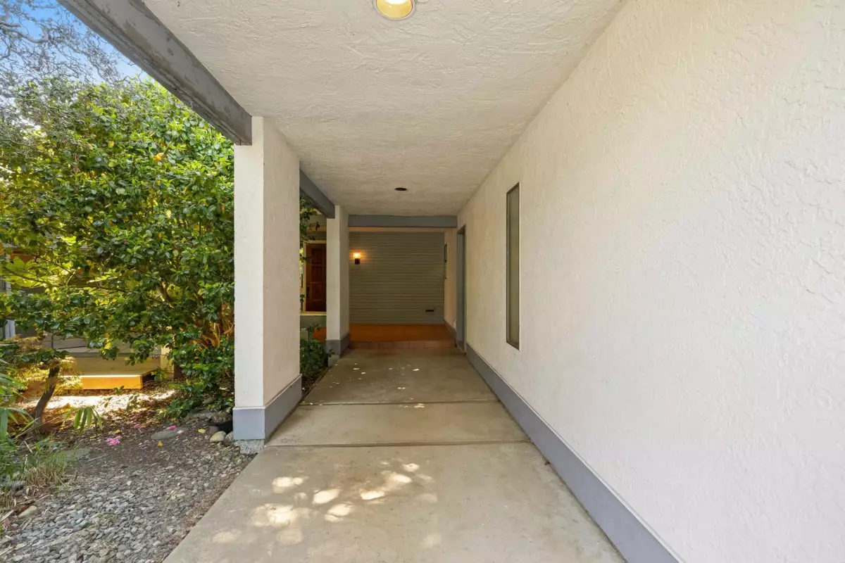 Living Room Photo of 5757 Goldenrod Crescent, Delta, BC