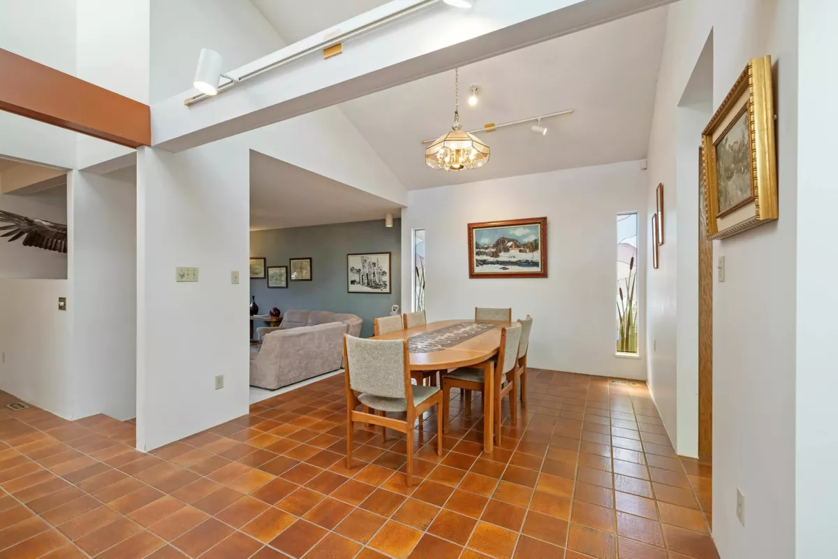 Primary Bathroom Photo of 5757 Goldenrod Crescent, Delta, BC