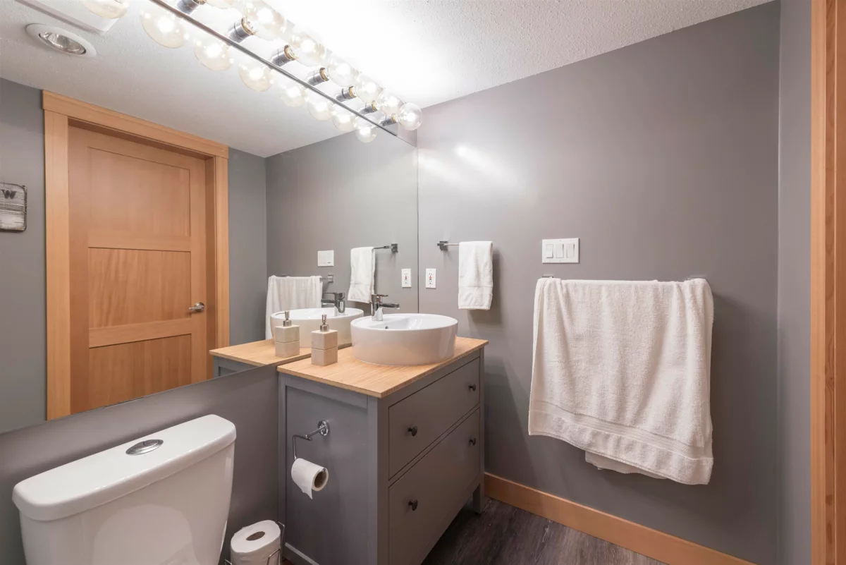 Kitchen Photo of 433 4314 Main Street, Whistler, BC