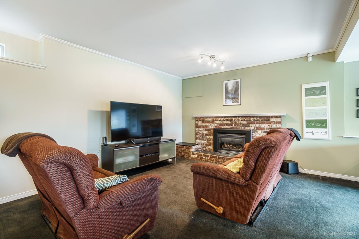 Basement Recreation Room Photo of 248 Harvard Drive, Port Moody, BC