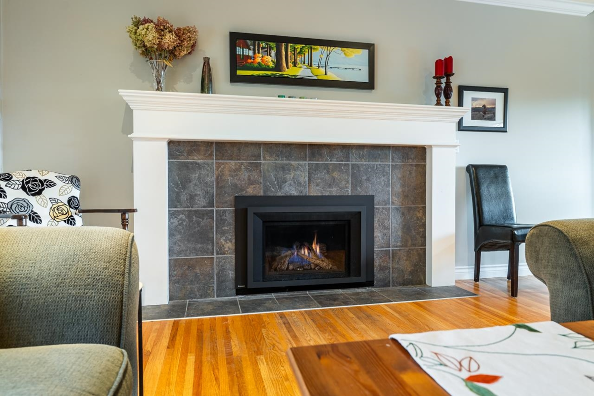 Family Room Photo of 248 Harvard Drive, Port Moody, BC