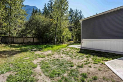 Garage Interior Photo of 30 65367 Kawkawa Lake Road, Hope, BC