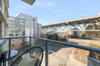 Staircase Photo of 605 633 Kinghorne Mews, Vancouver, BC