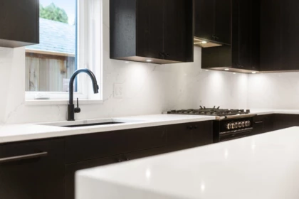 Guest Bathroom Photo of 1 2539 Grant Street, Vancouver, BC