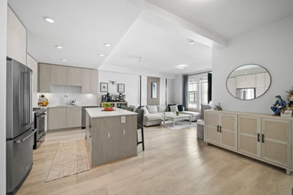 34 2075 Oak Meadows Drive, Surrey, BC, Surrey — Townhouse for sale