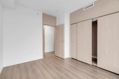 Primary Bathroom Photo of 1709 10750 135a Street, Surrey, BC