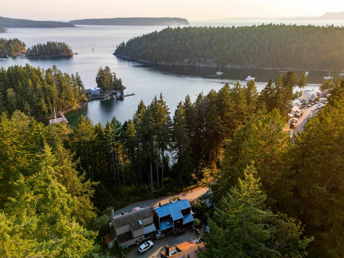 Exterior Rear Photo of 28 5471 Secret Cove Road, Halfmoon Bay, BC