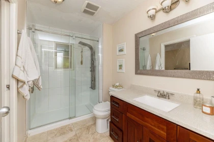 Mudroom Photo of 28 5471 Secret Cove Road, Halfmoon Bay, BC