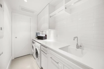Basement Recreation Room Photo of 407 1501 Vidal Street, White Rock, BC