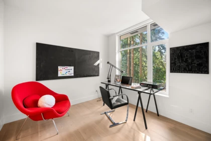 Staircase Photo of 407 1501 Vidal Street, White Rock, BC