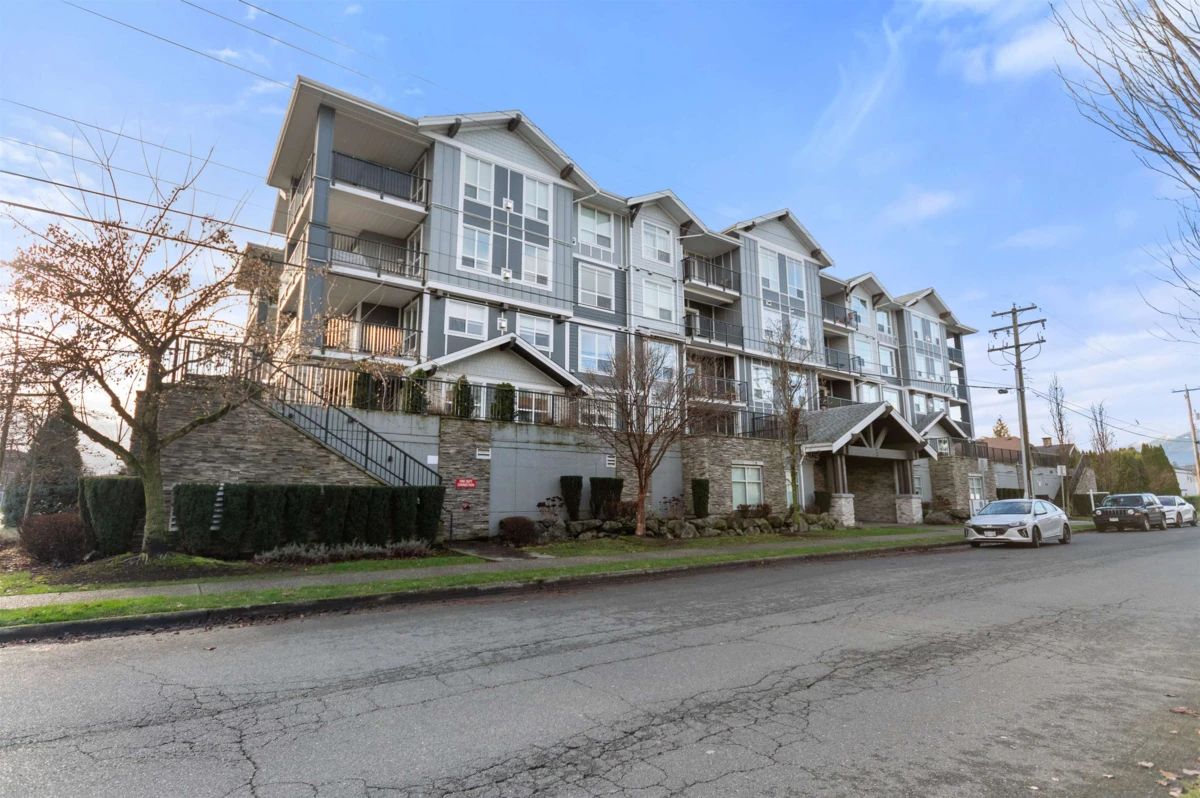 Exterior Rear Photo of 104 45630 Spadina Avenue, Chilliwack, BC