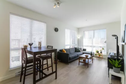Kitchen Photo of B308 20018 83a Avenue, Langley, BC