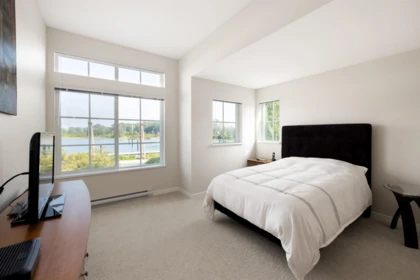 Office / Den Photo of 2 5551 Admiral Way, Delta, BC