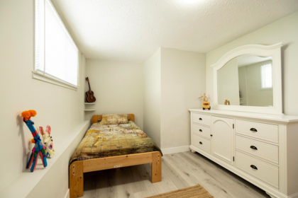 Garage Interior Photo of 485 Abbs Road, Gibsons, BC