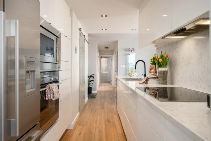 Guest Bathroom Photo of 505 1201 Marinaside Crescent, Vancouver, BC