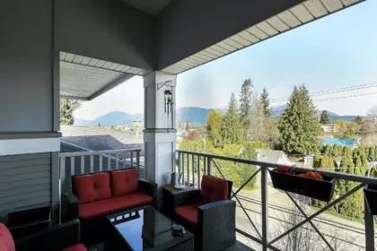 Outdoor Patio Photo of 315 46262 First Avenue, Chilliwack, BC