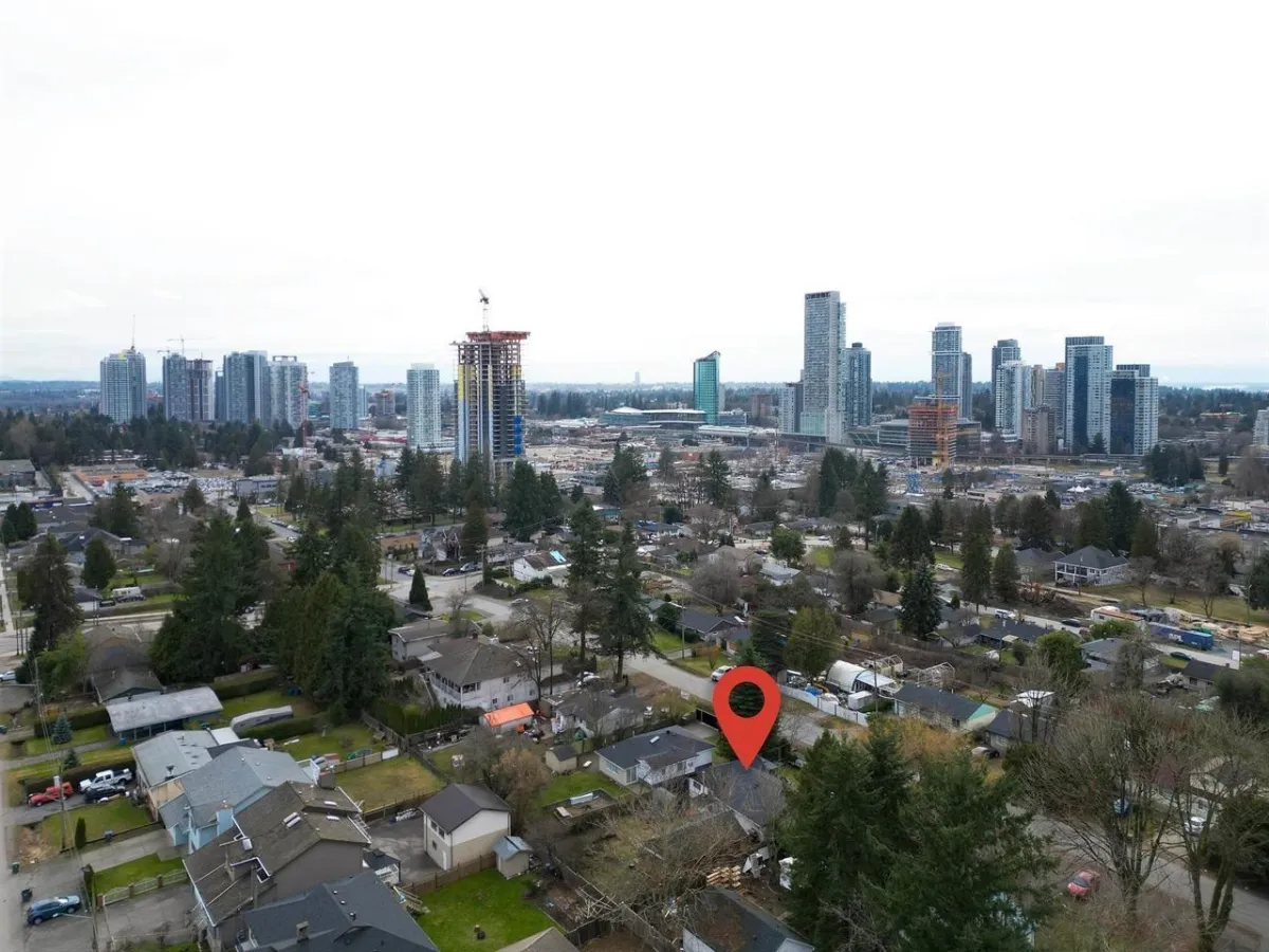 Family Room Photo of 10630 138 Street, Surrey, BC