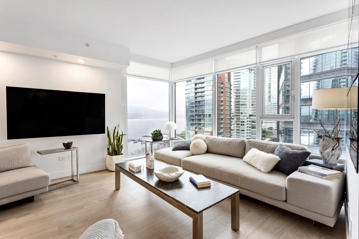 Family Room Photo of 1604 1205 W Hastings Street, Vancouver, BC