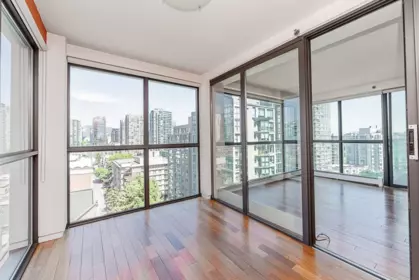Walk-In Closet Photo of 1304 283 Davie Street, Vancouver, BC
