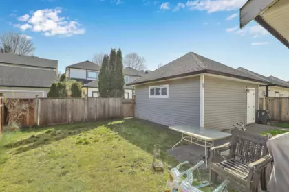 Swimming Pool Photo of 19590 Shingle Bolt Crescent, Pitt Meadows, BC
