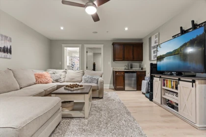 Staircase Photo of 2 45154 Nicomen Crescent, Chilliwack, BC