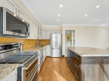 Breakfast Nook Photo of 2387 Quayside Court, Vancouver, BC
