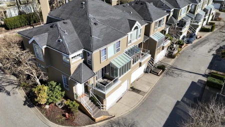 Staircase Photo of 2387 Quayside Court, Vancouver, BC