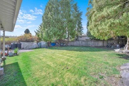 Front Yard Photo of 3825 Azalea Place, Port Coquitlam, BC