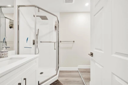 Mudroom Photo of 3825 Azalea Place, Port Coquitlam, BC