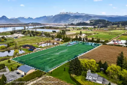 15023 Harris Road, Pitt Meadows, BC, Pitt Meadows — Single Family Residence for sale