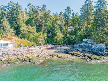 Outdoor Patio Photo of 16 Passage Island, West Vancouver, BC