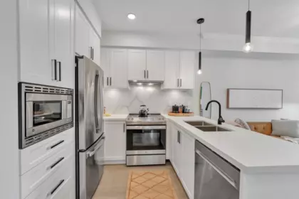Kitchen Photo of 108 12143 223 Street, Maple Ridge, BC
