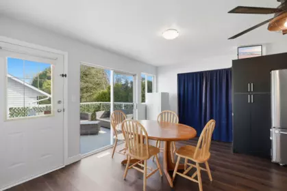 Breakfast Nook Photo of 5 11954 Hawthorne Street, Maple Ridge, BC