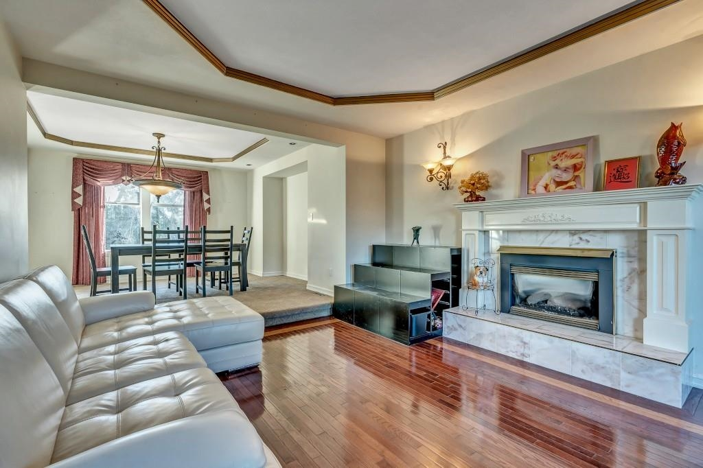 Living Room Photo of 17986 67 Avenue, Surrey, BC