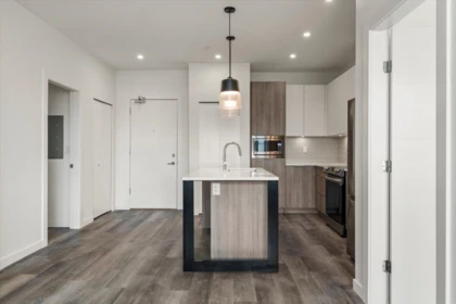 602 20695 Eastleigh Crescent, Langley, BC, Langley — Apartment/Condo for sale